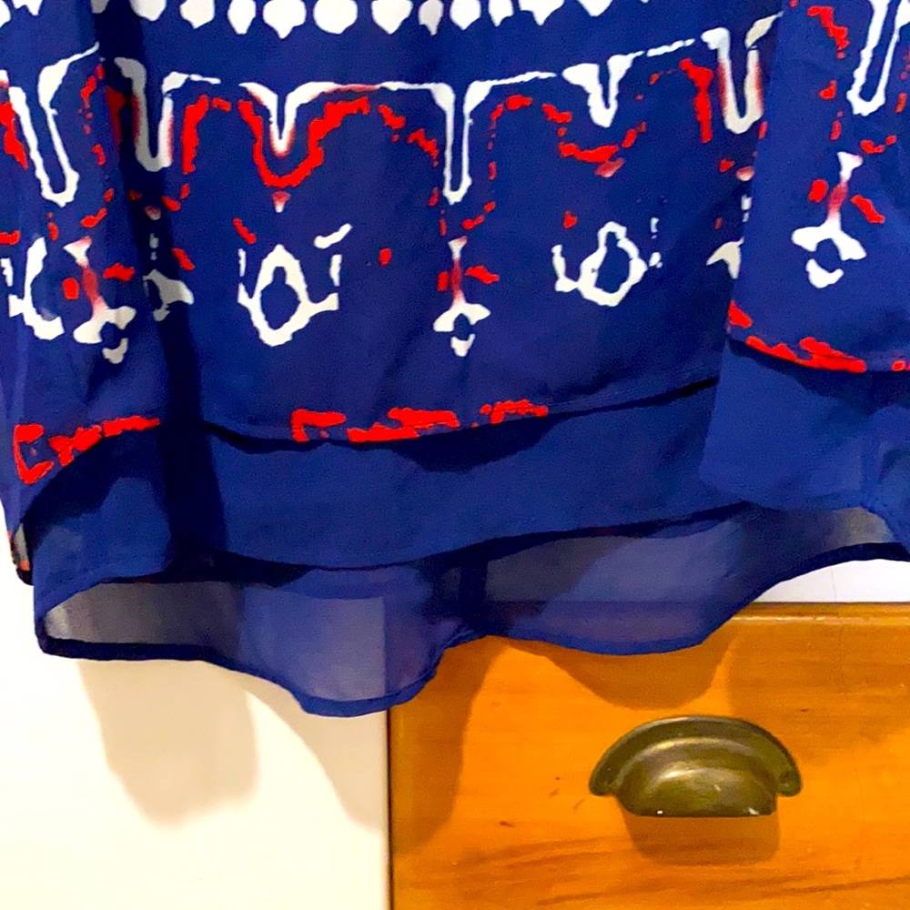 Daniel Rainn Blue & Red Layered Sleeveless Blouse - Picture 2 of 5